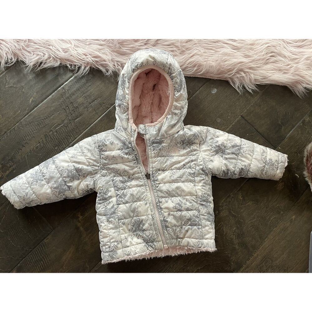 north face coat 3-6m, Very Clean! IMO Runs Bigger So Can Wear Longer